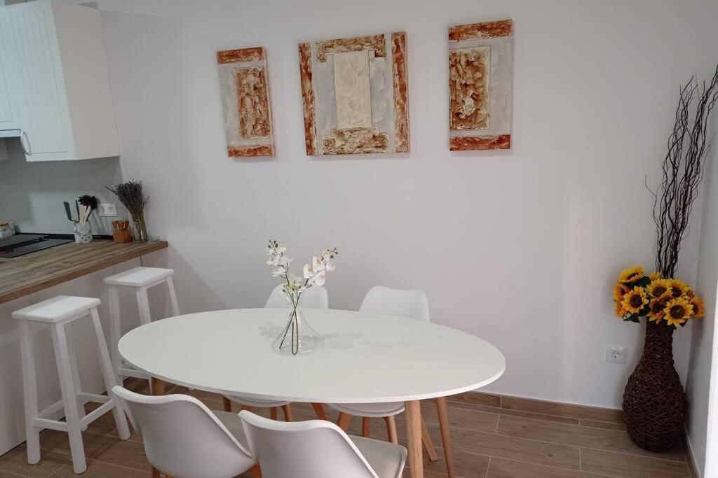 Apartamentos Xert Escapadas En Castellon Cerca De Morella Y Peniscola Chert Sant Mateu Екстериор снимка